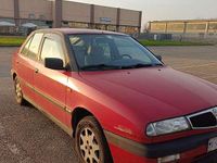 Usata Lancia Delta 75 CV (55 kW) 1994 Rosso Utilitaria
