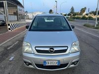 Usata Opel Meriva Club 89 CV (65 kW) 2010 Argento Monovolume