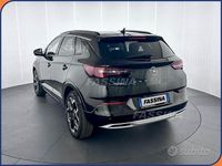 Usata Opel Grandland X Ultimate 131 CV (96 kW) 2024 Nero SUV
