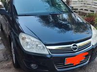 Usata Opel Astra 101 CV (74 kW) 2008 Nero Berlina