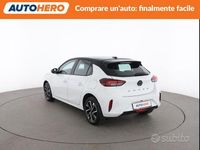 Usata Opel Corsa 101 CV (74 kW) 2024 Bianco Utilitaria