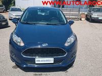 Usata Ford Fiesta Business Edition 75 CV (55 kW) 2016 Blu pastello Utilitaria