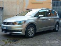 Usata VW Touran Business 150 CV (110 kW) 2019 Grigio Monovolume
