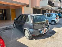 Usata Opel Corsa 65 CV (47 kW) 2005 Blu Utilitaria