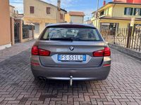 Usata BMW 520 184 CV (135 kW) 2012 Grigio Station wagon