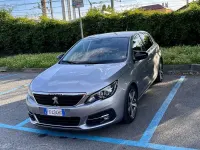 Usata Peugeot 308 Active 131 CV (96 kW) 2019 Argento Berlina