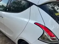 Usata Lancia Ypsilon 60 CV (44 kW) 2013 Bianco Utilitaria