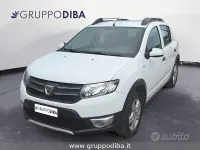 Usata Dacia Sandero Stepway 90 CV (66 kW) 2015 Bianco Berlina