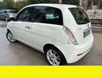 Usata Lancia Ypsilon 77 CV (56 kW) 2009 Bianco Utilitaria