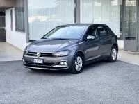 Usata VW Polo 90 CV (66 kW) 2019 Grigio Utilitaria