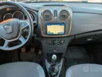 Usata Dacia Sandero Stepway 90 CV (66 kW) 2017 Grigio Berlina