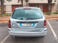 Usado Ford Focus 90 HP (66 kW) 2003 Sedan