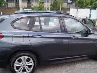 Käytetty BMW X1 Advantage 125 HP (91 kW) 2022 Harmaa Katumaasturi
