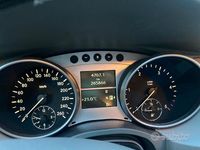 Usata Mercedes R280 190 CV (139 kW) 2007 Nero Monovolume