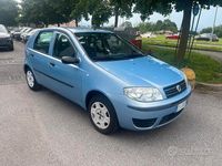 Usata Fiat Punto Active 59 CV (43 kW) 2006 Blu Berlina