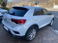 Usata VW T-Roc Advance 150 CV (110 kW) 2018 Bianco SUV