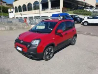 Nuova Fiat Panda Cross Cross 65 CV (47 kW) 2025 Rosso Utilitaria