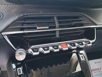 Usata Peugeot 2008 Allure 100 CV (73 kW) 2021 Blu SUV