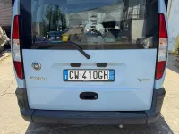 Usata Fiat Doblò 103 CV (75 kW) 2005 Blu Monovolume