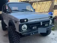 Usata Lada niva 75 CV (55 kW) 1990 Grigio SUV