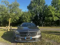 Usata Mercedes A160 102 CV (75 kW) 2016 Grigio Utilitaria
