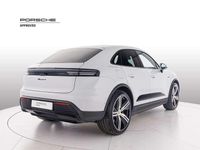 Usata Porsche Macan 284 kW (387 CV) 2024 Grigio SUV