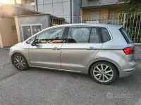 Usata VW Golf Sportsvan 125 CV (91 kW) 2015 Grigio Monovolume