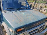 Usata Lada niva 80 CV (58 kW) 2001 SUV