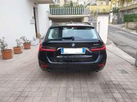 Usata BMW 318 Advantage 150 CV (110 kW) 2020 Nero Station wagon