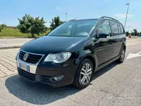 Usata VW Touran Highline 140 CV (102 kW) 2008 Nero Monovolume
