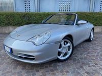 Usata Porsche 911 Carrera 4 Cabriolet 320 CV (235 kW) 2002 Grigio Cabrio