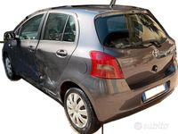 Second-hand Toyota Yaris 90 CP (66 kW) 2008 Gri Hatchback