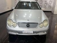 Usata Mercedes C220 143 CV (105 kW) 2002 Grigio Coupé