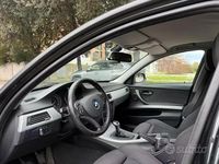 Usata BMW 318 2010 Nero Station wagon