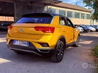 Usata VW T-Roc Advance 116 CV (85 kW) 2019 Giallo SUV