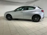 Usata Alfa Romeo Giulietta Distinctive 170 CV (125 kW) 2013 Grigio Utilitaria