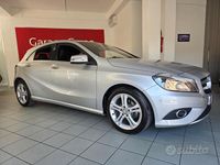 Usata Mercedes A180 109 CV (80 kW) 2012 Grigio Berlina