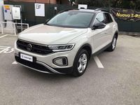 Usata VW T-Roc Life 110 CV (80 kW) 2023 Beige SUV