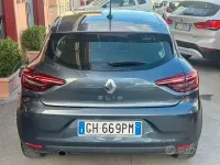 Usata Renault Clio V 100 CV (73 kW) 2021 Blu Berlina