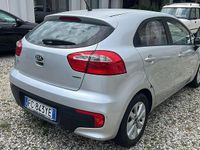 Usata Kia Rio 2016 Grigio Utilitaria