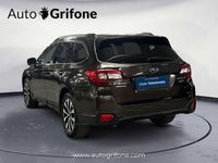 Usata Subaru Outback 150 CV (110 kW) 2017 Marrone Station wagon