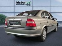 Usata Opel Vectra 75 CV (55 kW) 1996 Oro Berlina