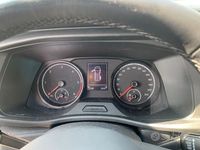 Usata VW California Beach 150 CV (110 kW) 2024 Grigio Furgone