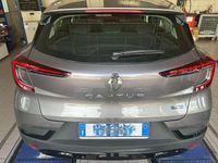 Usata Renault Captur Business 94 CV (69 kW) 2022 Argento SUV
