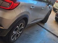Usata Renault Captur 100 CV (73 kW) 2021 Grigio SUV