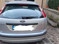 Usata Ford Focus 110 CV (80 kW) 2005 Grigio Berlina