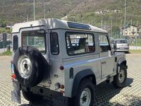 Usata Land Rover Defender 122 CV (89 kW) 2005 SUV