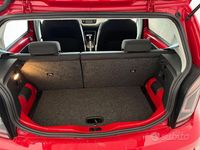 Usata VW e-up! 60 kW (82 CV) 2021 Rosso Utilitaria