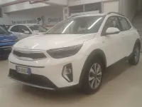 Usata Kia Stonic Urban 84 CV (61 kW) 2023 Bianco SUV
