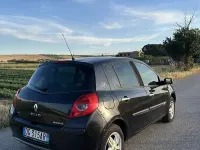 Usata Renault Clio II LE 75 CV (55 kW) 2007 Berlina